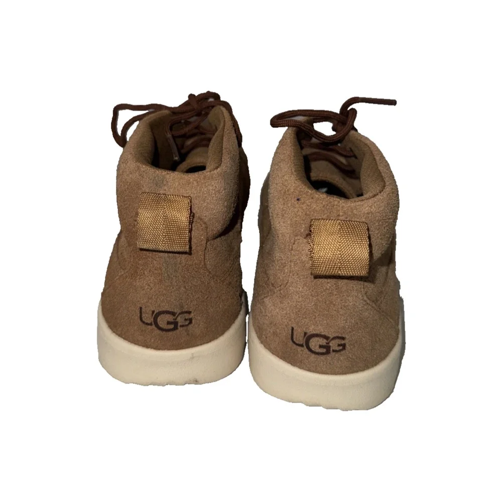 UGG Canoe II chukka boots in chestnut suede Size 5